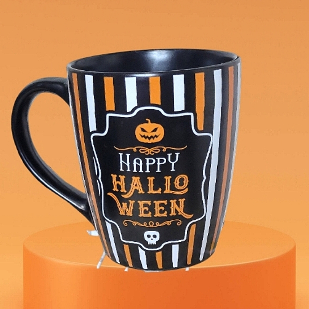 HAPPY HALLOWEEN, COLLECTORS COFFEE MUG WITH UNIQUE DESIGN EXCELLENT CONDITION!
